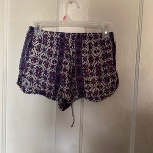 Brandy Melville Bohemian patterned shorts
